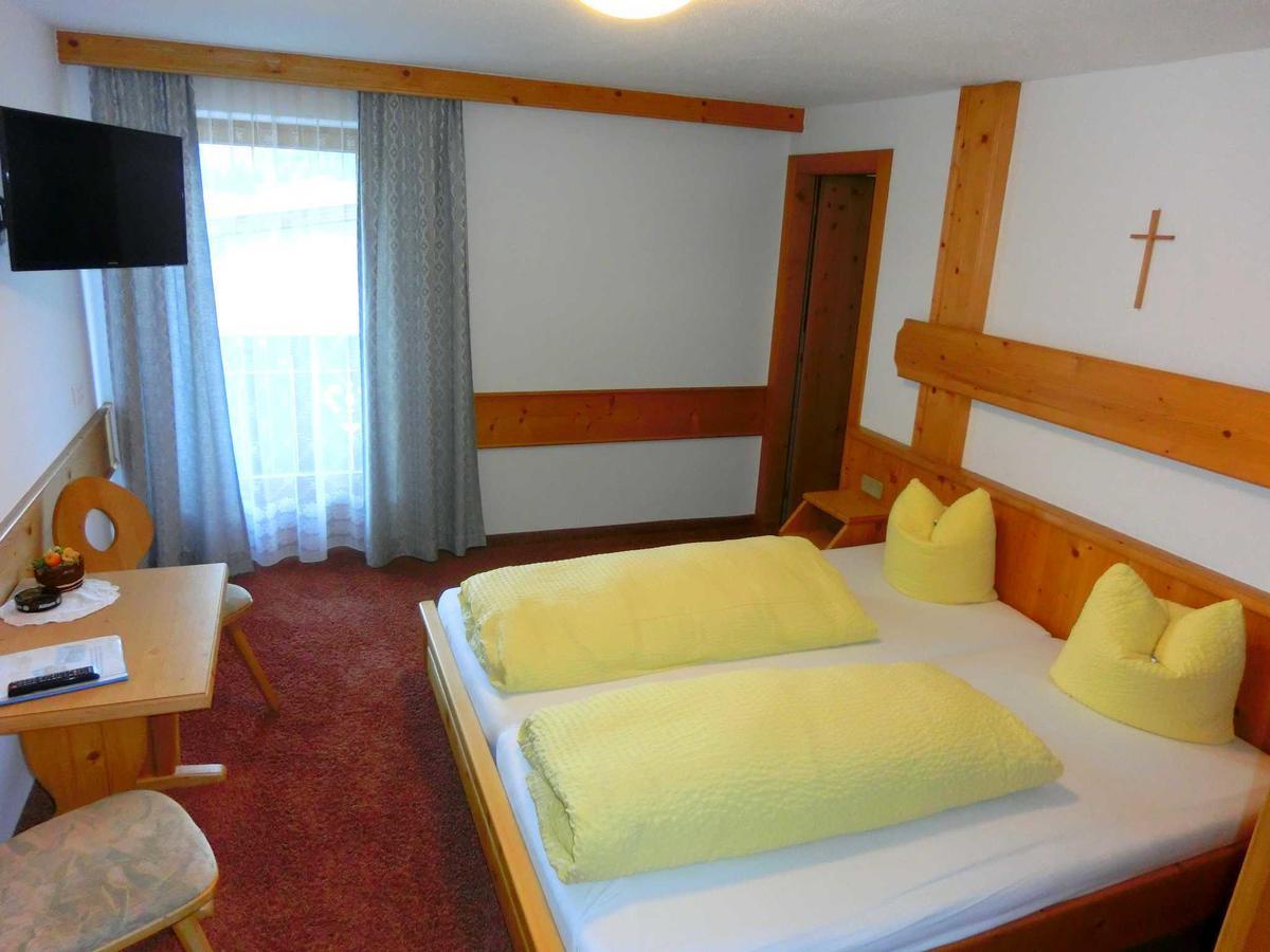 Pension Enzian ニーデラウ 部屋 写真
